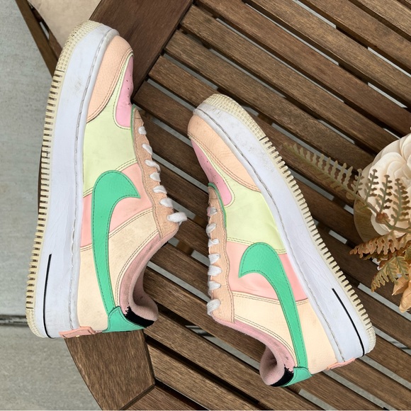 Nike Air Pastel Sneakers - Picture 4 of 7